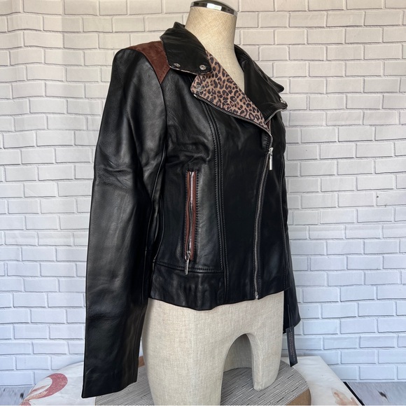 NEW Bernardo Genuine Leather Mixed Media
Animal Print Black Moto Jacket MSRP$415 - Picture 8 of 15